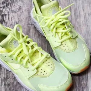 Nike Hurraches